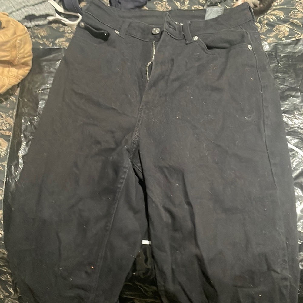 Women’s black mom jeans